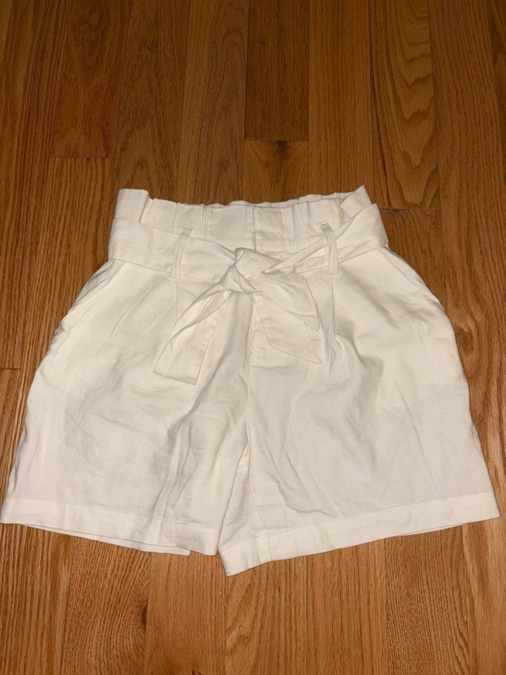 INC International Concepts White High-Waist Paperbag Tie-Belt Shorts